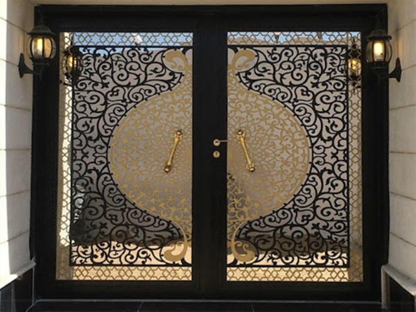 باب حديد ليزر