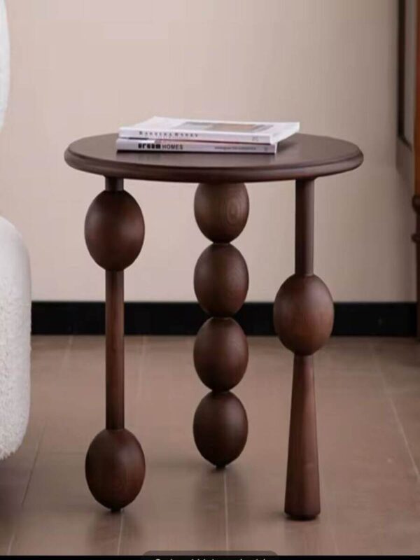 طاولة حلزون بثلاث ارجل