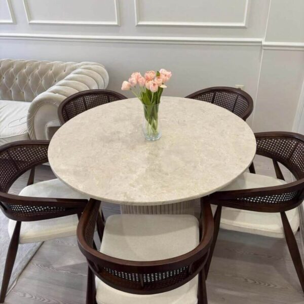 4476bd1c9fda0a807fbea5903a619554 600x600