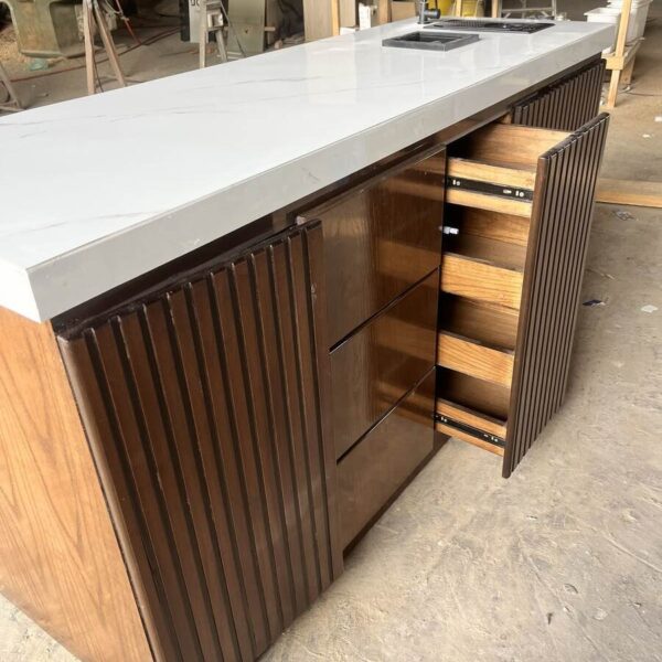 46b3fb3efe9e4af176c56d551291b7da 600x600